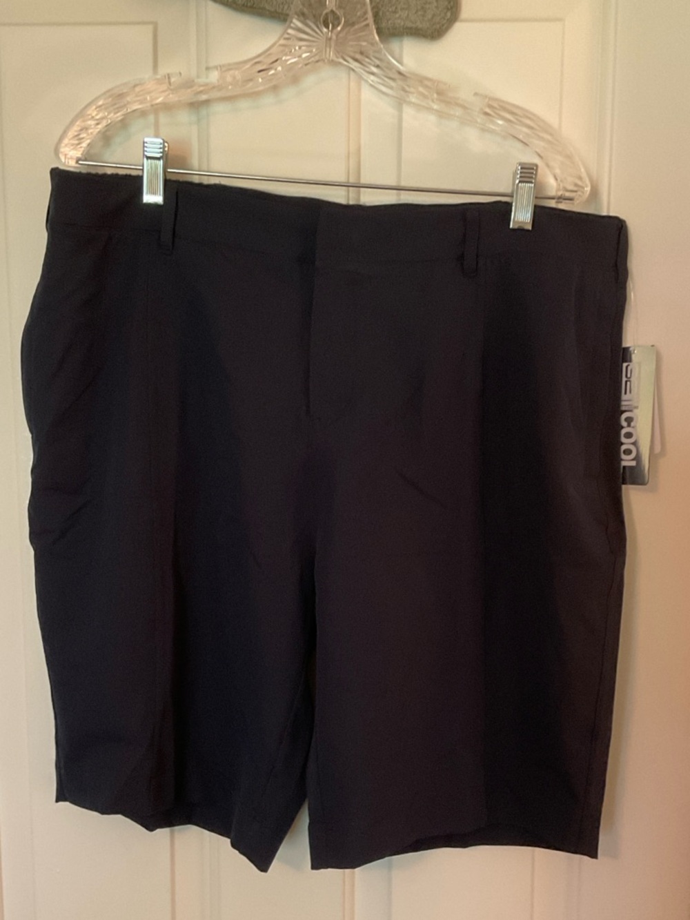 32 Degrees Heat/Cool Women’s Dark Blue Shorts Zippered Pockets Size 14 NWTs